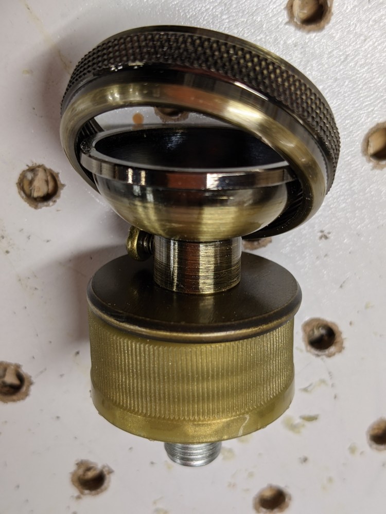 Adding a seating ring above the screw-top.