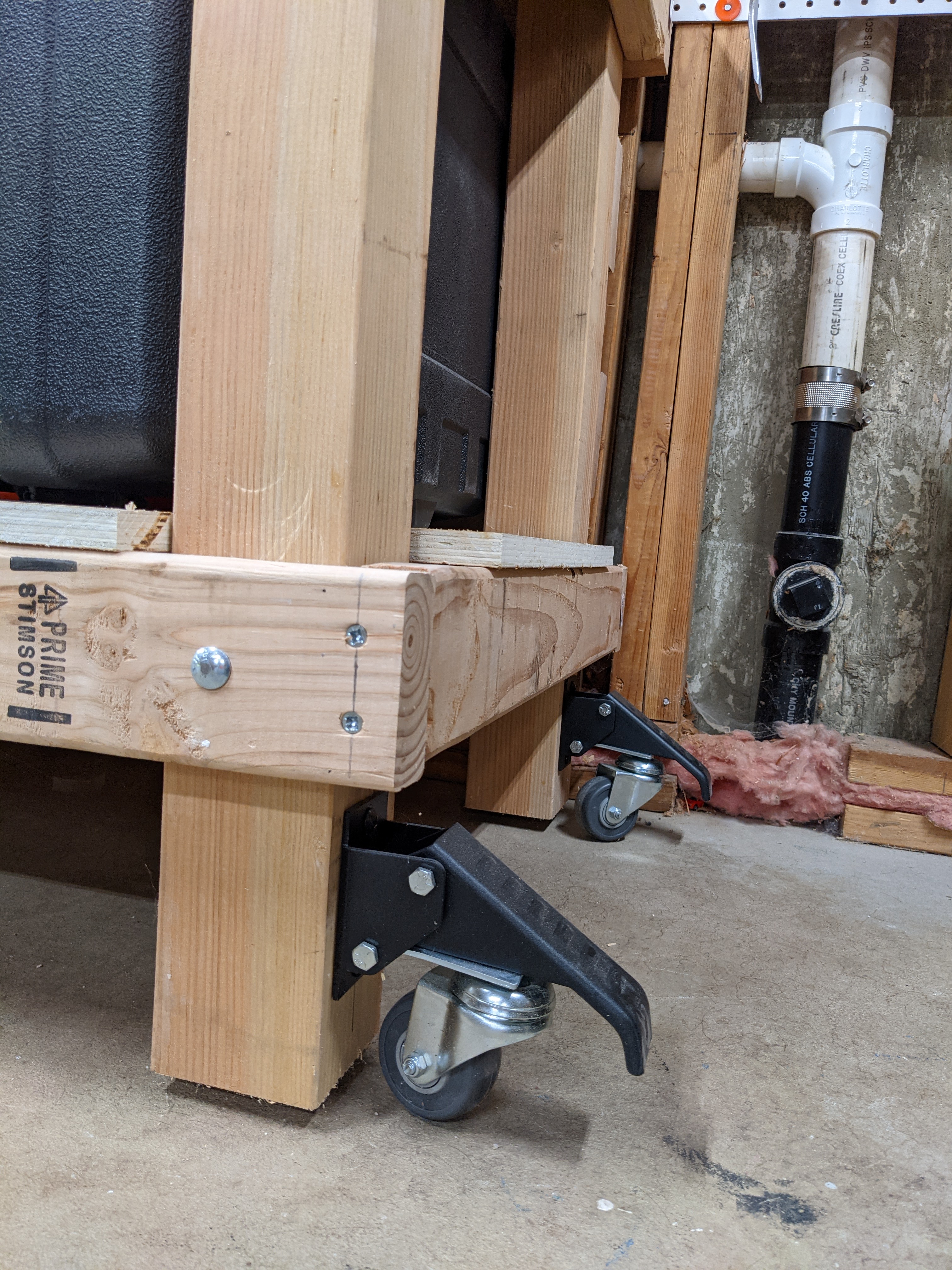 Casters: Workbench in UP position